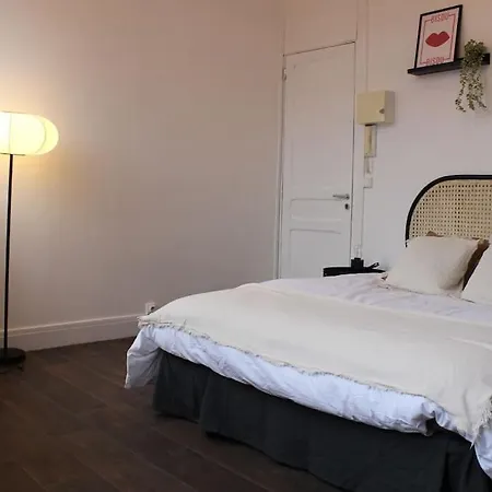 Barbieux Apartment, Near The Metro, Pets Accepted * Roubaix